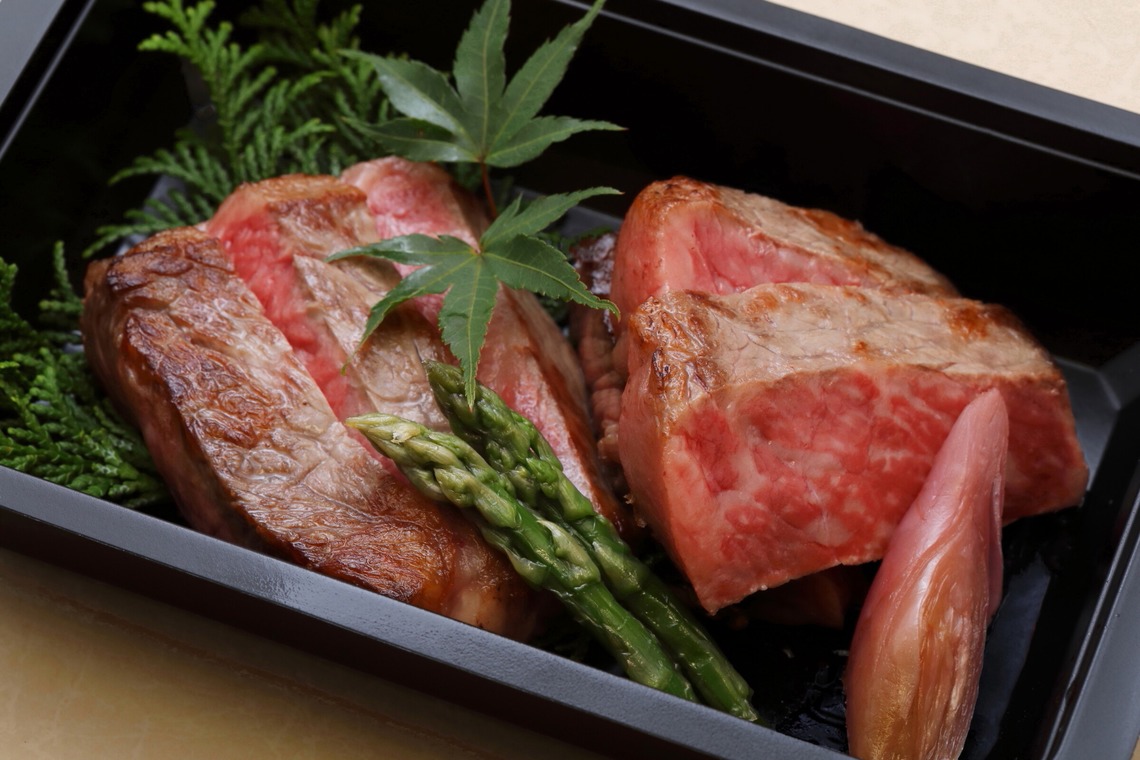森安　照が撮影した「お弁当」の写真