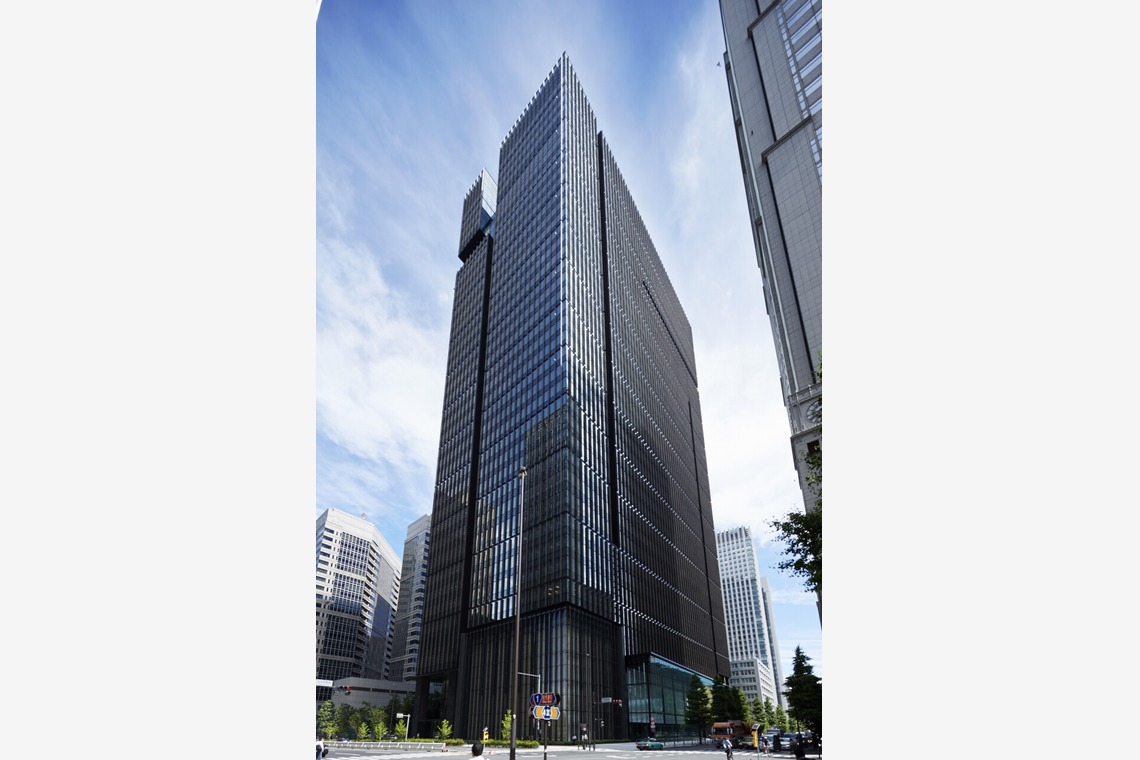 岩瀬泰治が撮影した「オフィスビル外観」の写真