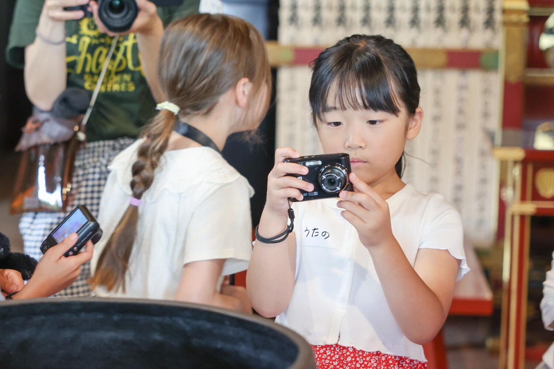 ちずカメラが撮影した「写真家　橘田龍馬さんの子供写真教室の様子」の写真