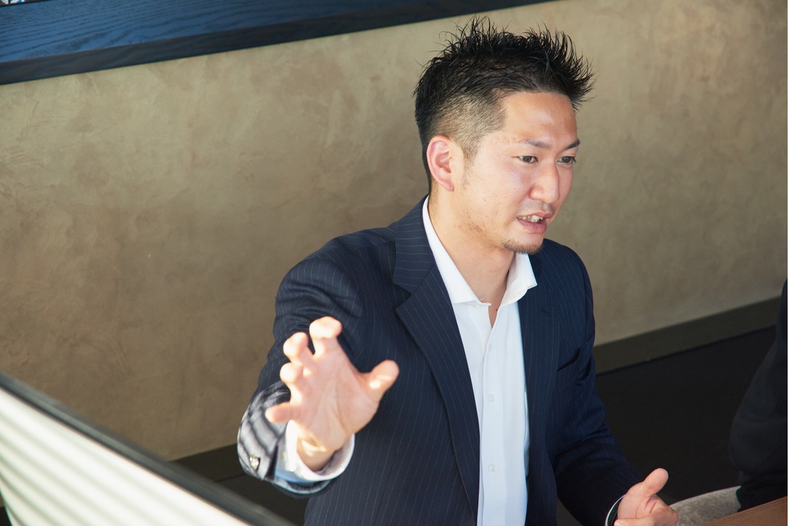 望月宏樹が撮影した「ポートレート/インタビュー風景」の写真