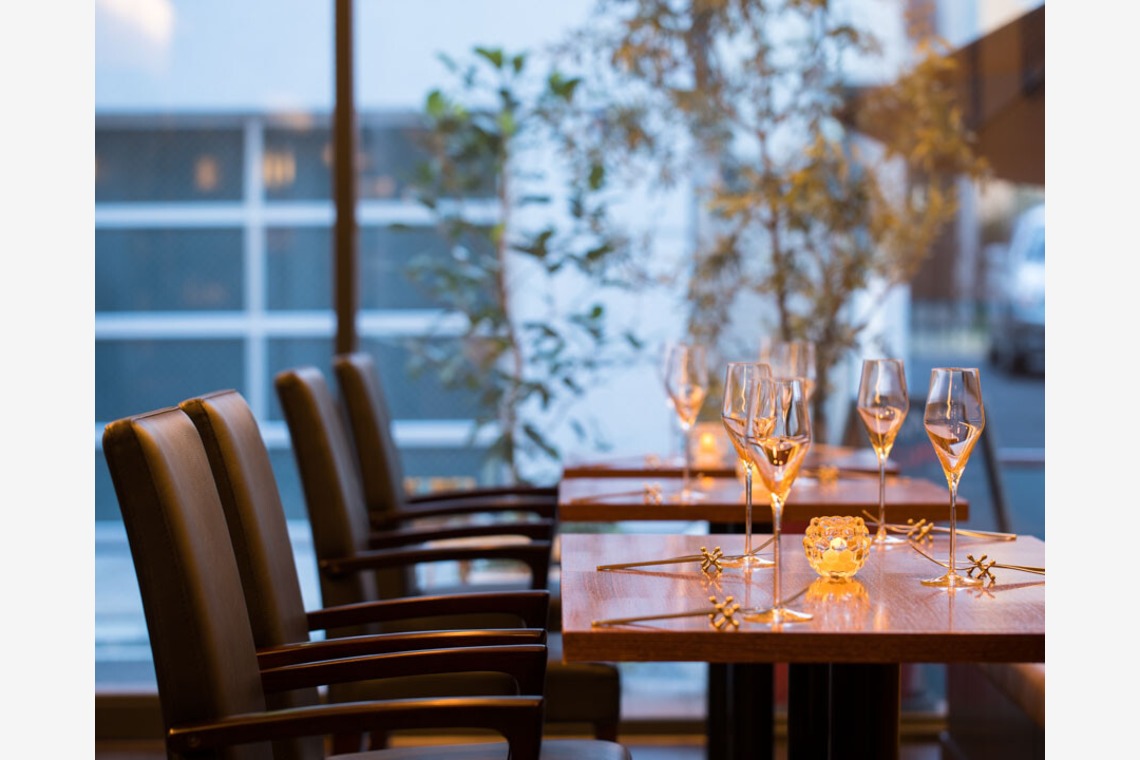 田中真光写真事務所が撮影した写真のアルバム「内観撮影」