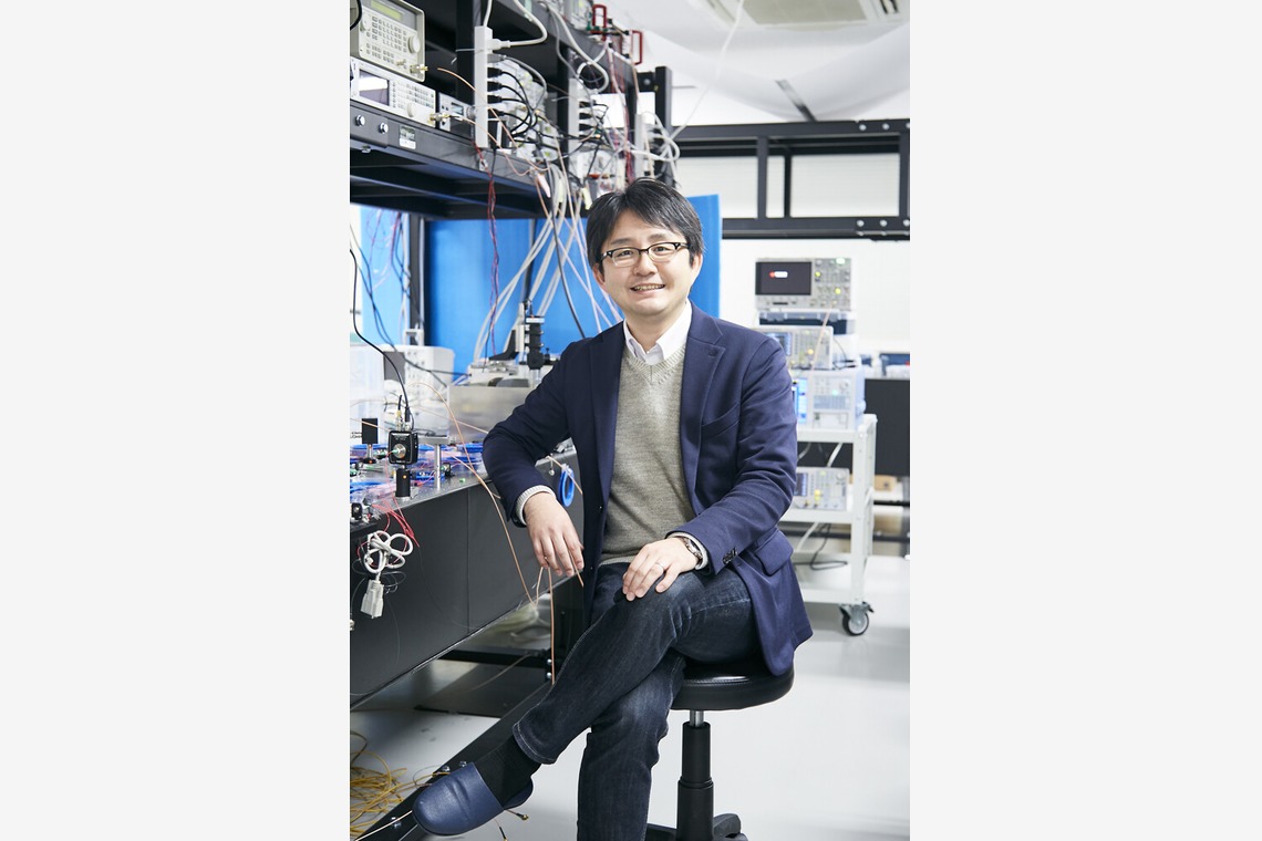 株式会社SANYO-CYP studioUPが撮影した「学校・企業インタビュー」の写真