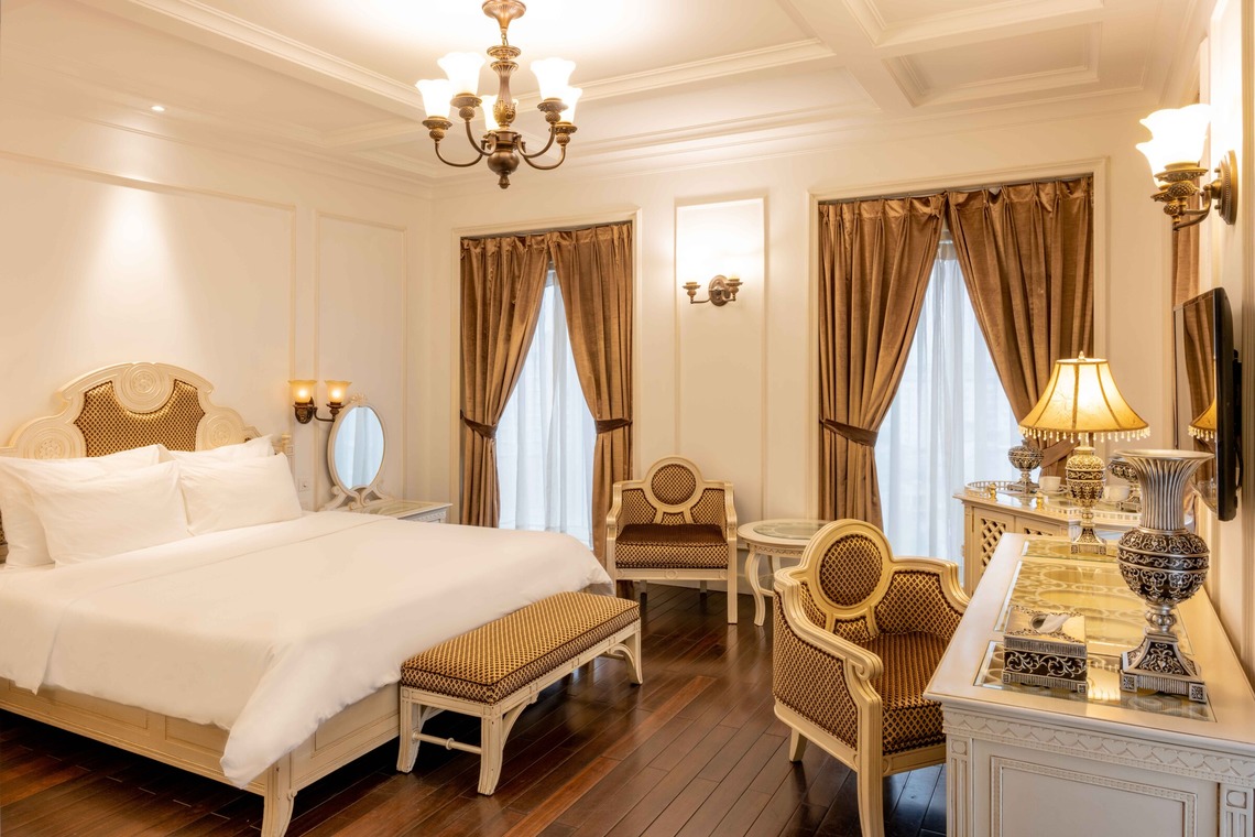 山畑俊樹が撮影した写真のアルバム「ホテル」