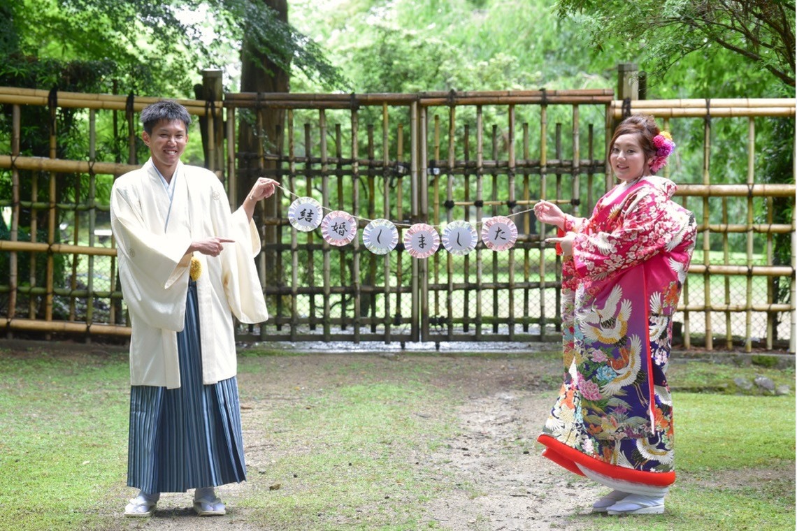 Album of the Wedding, Bridal taken by Kiki photo works - Pre Weddingphotoshoot at Nara in a fresh green