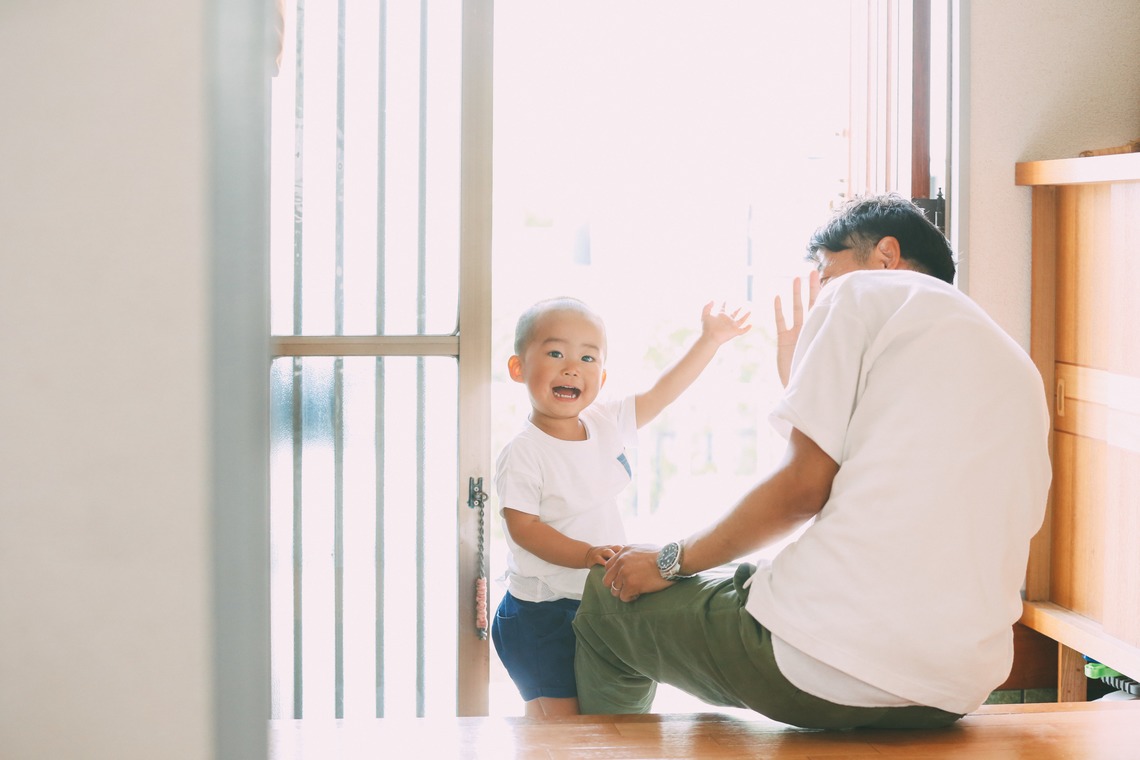 出張撮影HUG TIMEが撮影した写真のアルバム「誕生日記念〜ご自宅撮影〜」
