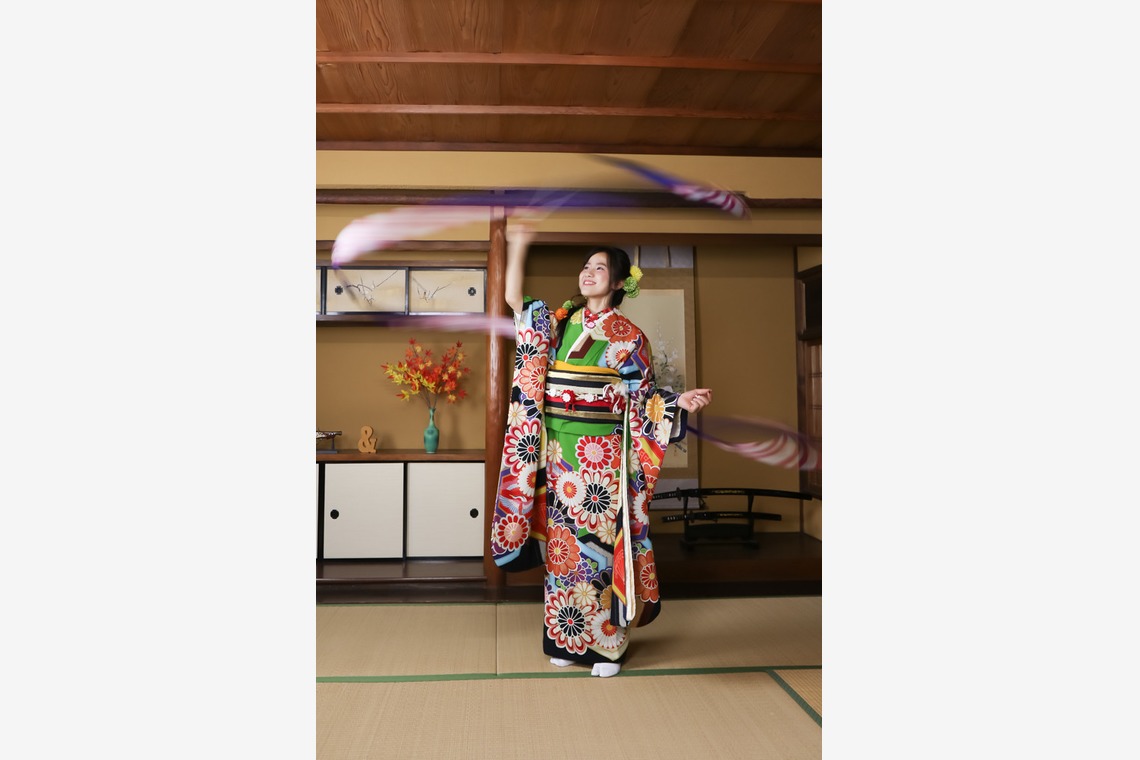 スマイルハンターが出張撮影した家族写真(キッズ,ベビーフォト)などが写った「成人式フォト」の家族写真