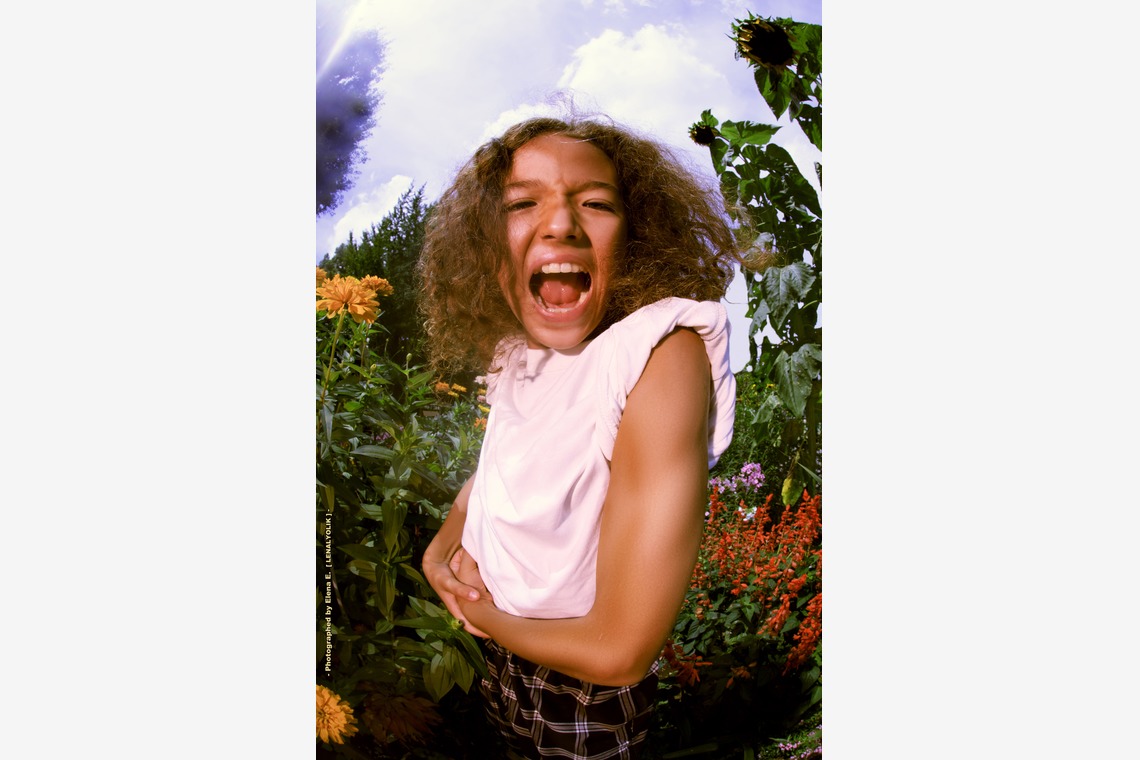 エレーナが撮影した写真のアルバム「ジョージ」