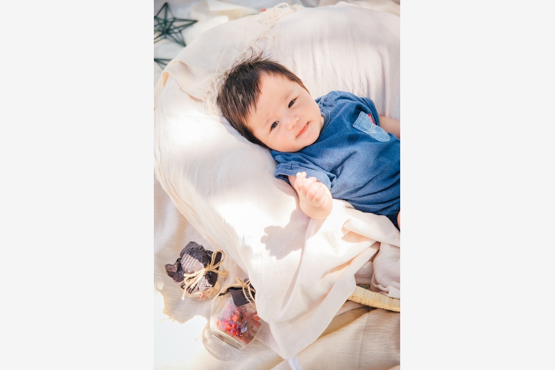 橋爪楽々が撮影した写真のアルバム「ロケーションファミリー」