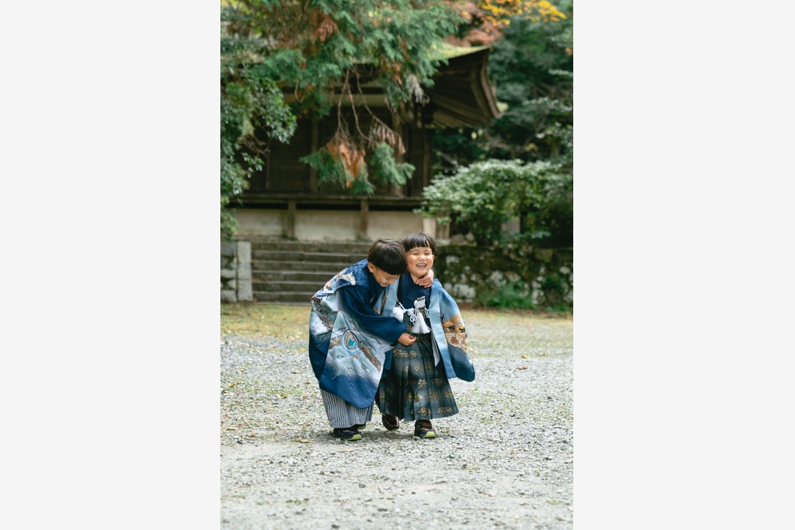 Tatsuyaが出張撮影した家族写真(キッズ,ベビーフォト)などが写った「七五三前撮り（大阪 寺）」の家族写真