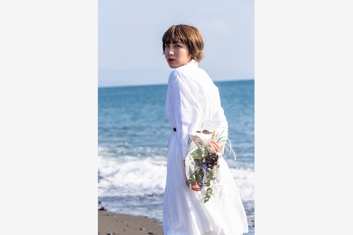 酒井 真於が撮影した写真のアルバム「海辺アー写」