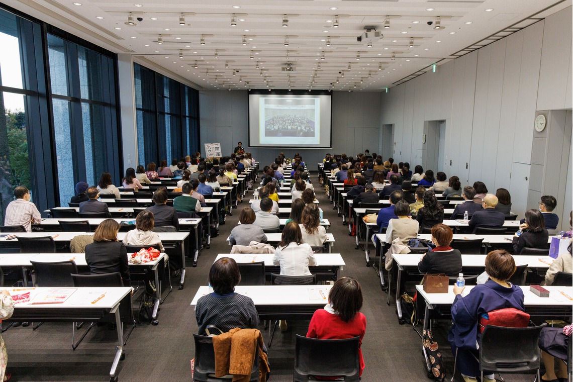 猫田晃広が撮影した「出版講演会（セミナー）と懇親会」の写真