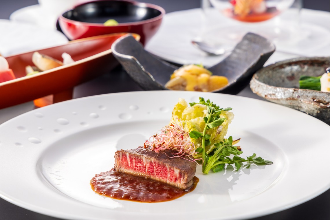 フォトオフィス　ルミエが撮影した「和洋の折衷料理が自慢のホテルの料理撮影」の写真