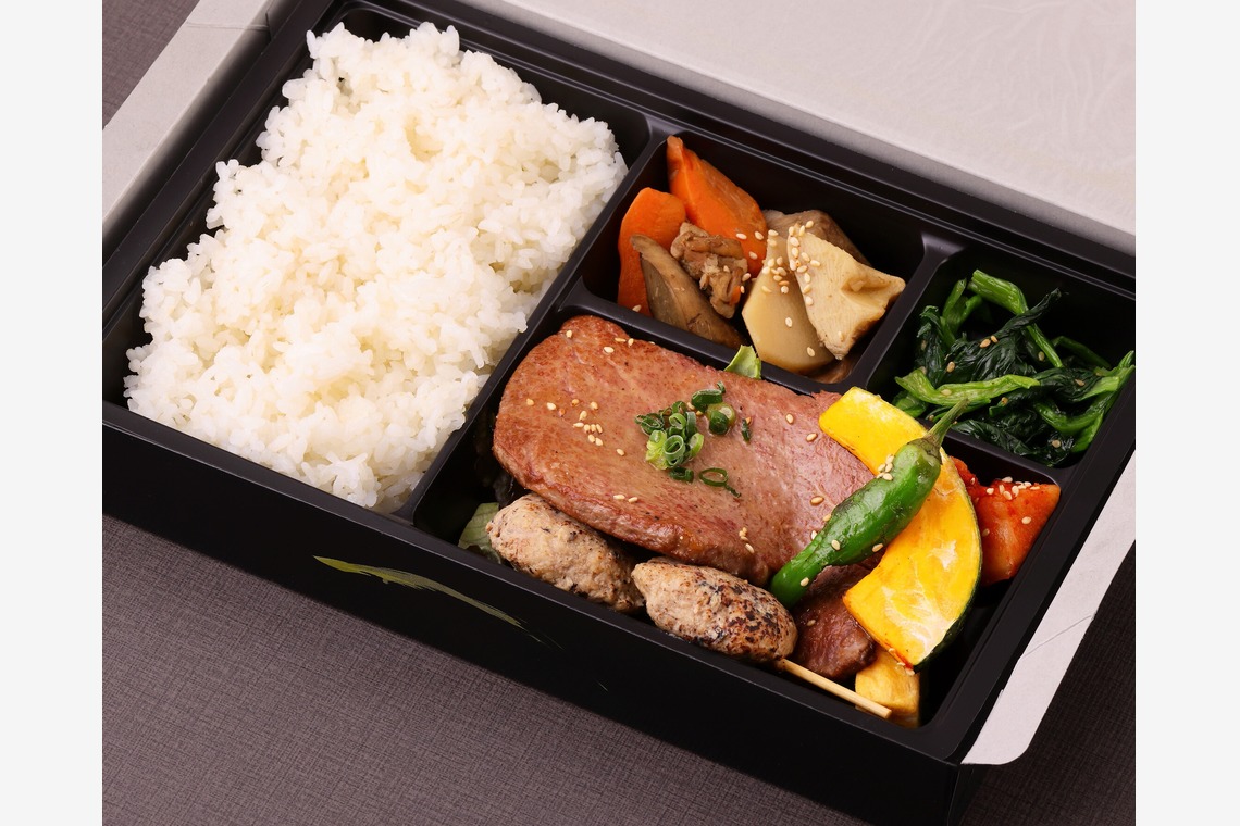 森安　照が撮影した「焼肉・お弁当」の写真