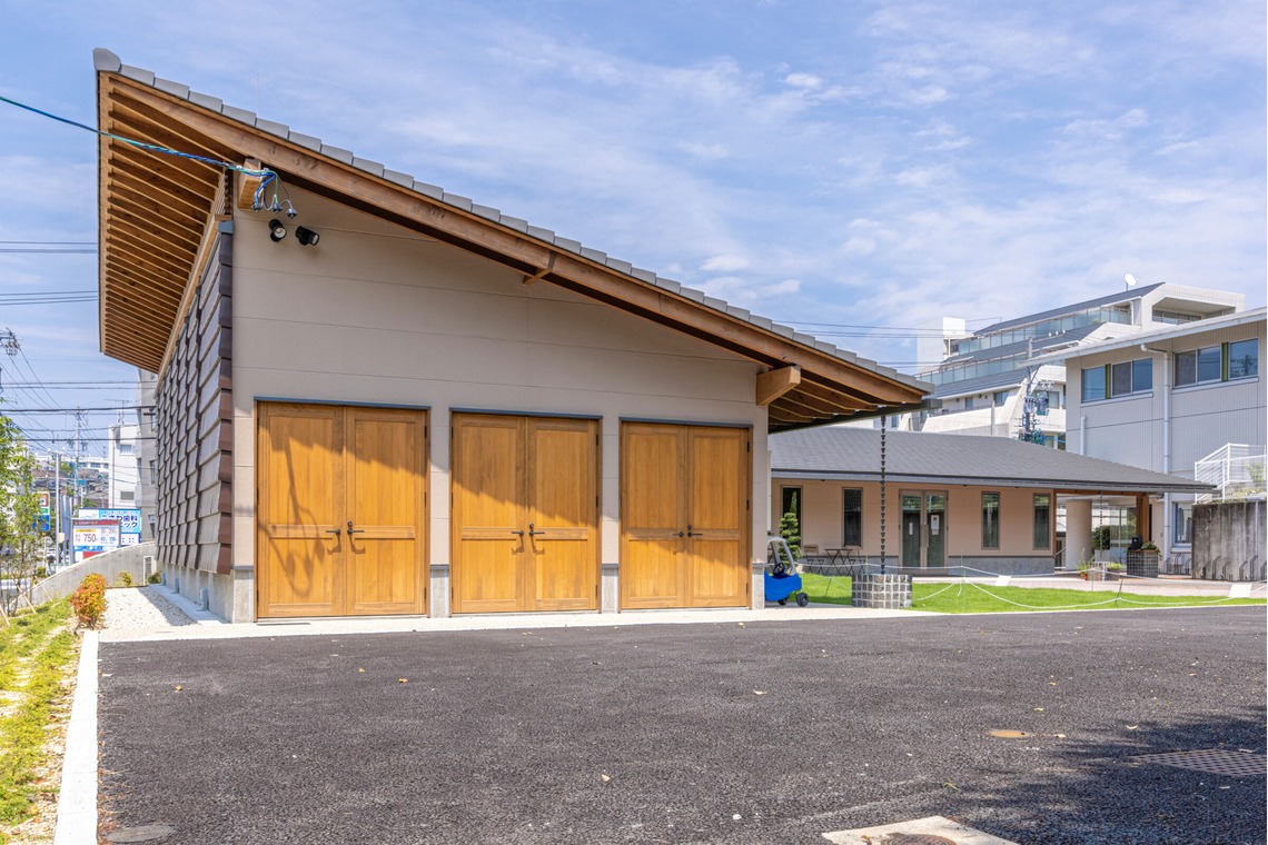 株式会社マルビシが撮影した写真のアルバム「南山教会」