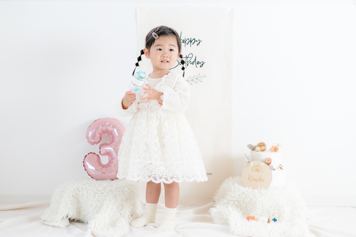 隈元智子が撮影した写真のアルバム「ロケーション」