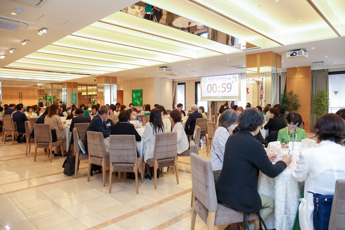 なかがわさとみが撮影した「ビジネス交流会の写真撮影」の写真