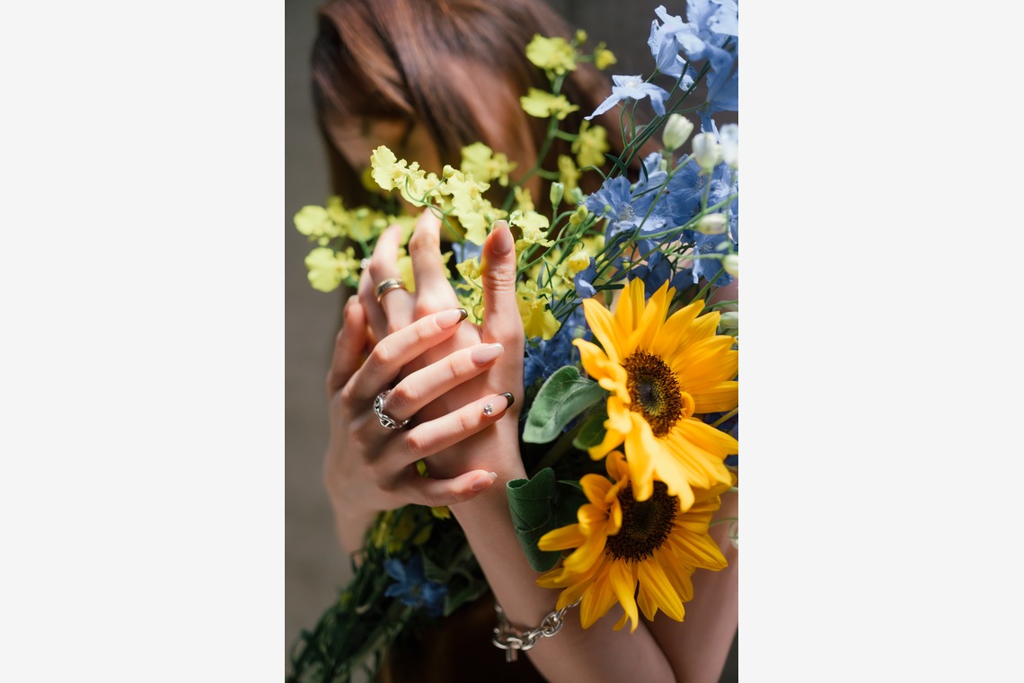 西村ユウトが撮影した写真のアルバム「ポートレート_ネイルサロン」