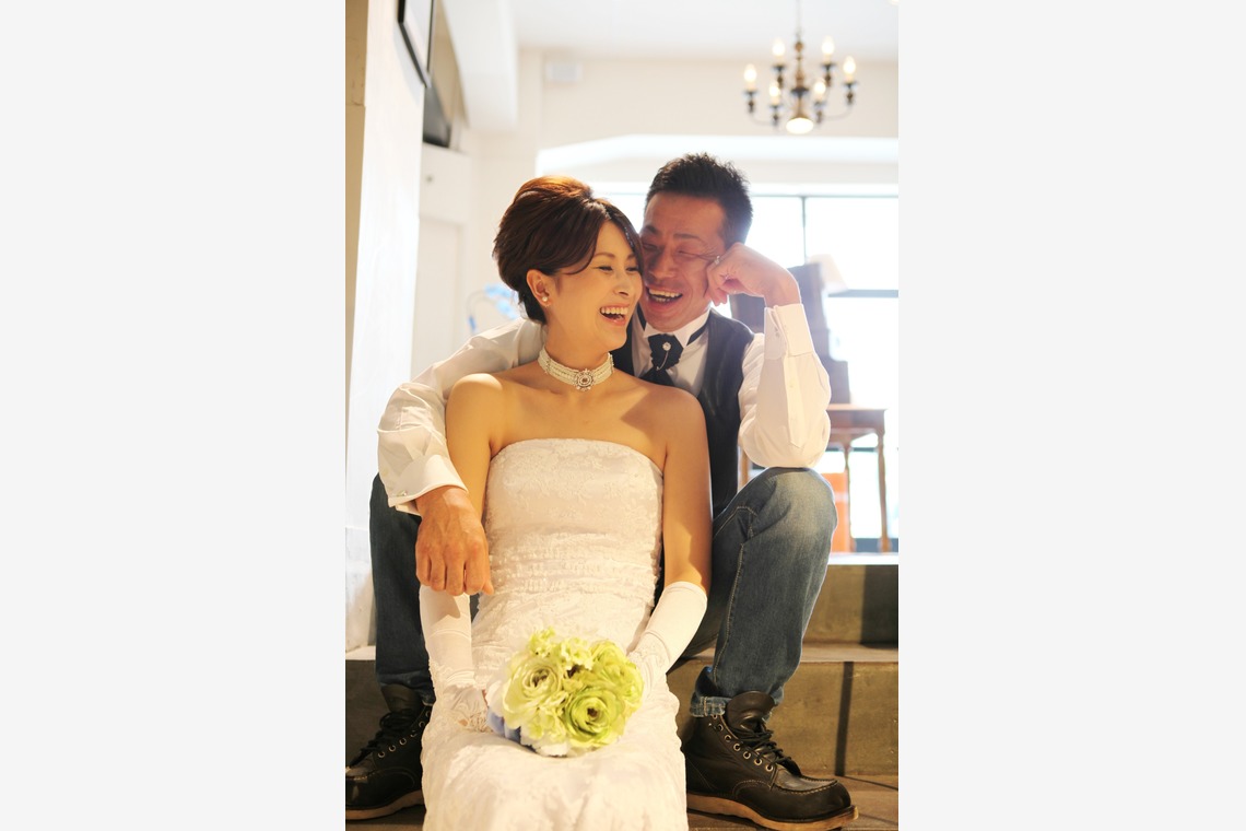 ウェディングアベニューが撮影した「アトリエスタジオ　洋装」の写真