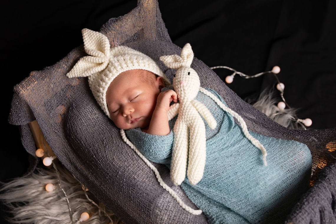 岩坪眞一郎が撮影した写真のアルバム「ニューボーンフォト」