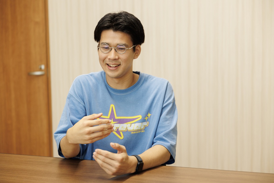 大阪フォトファクトリーが撮影した「インタビュー」の写真