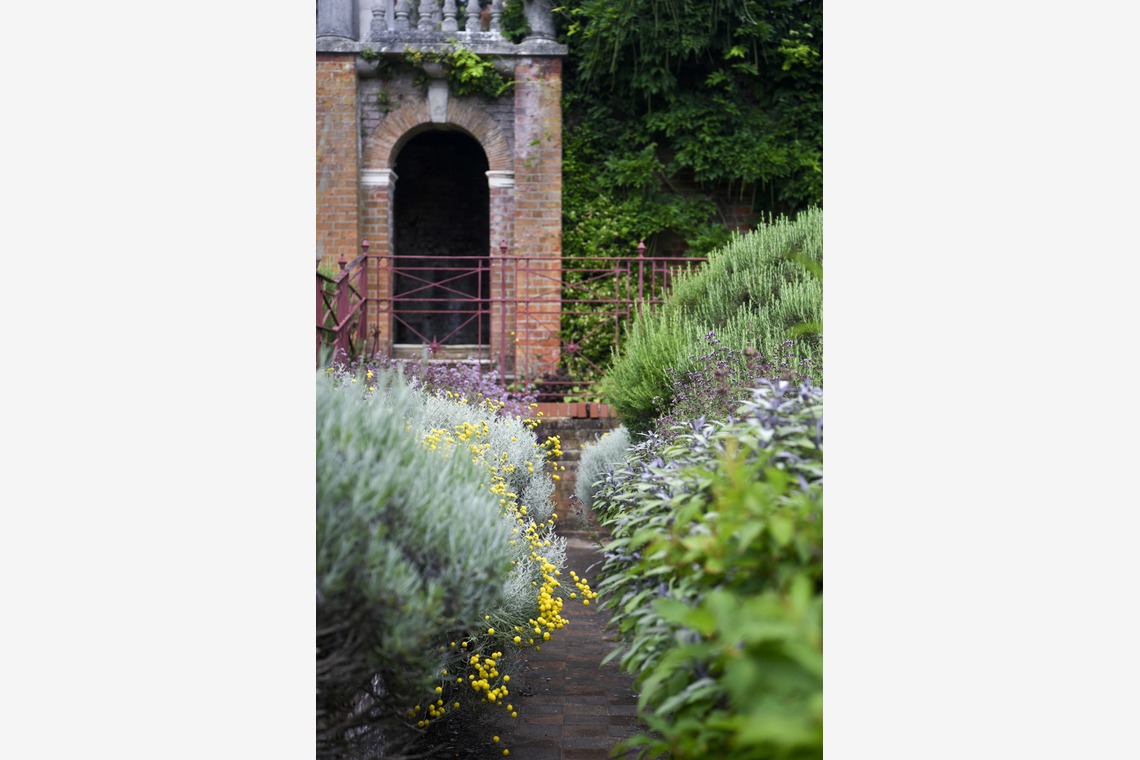 Lucky Sliver Sixpence