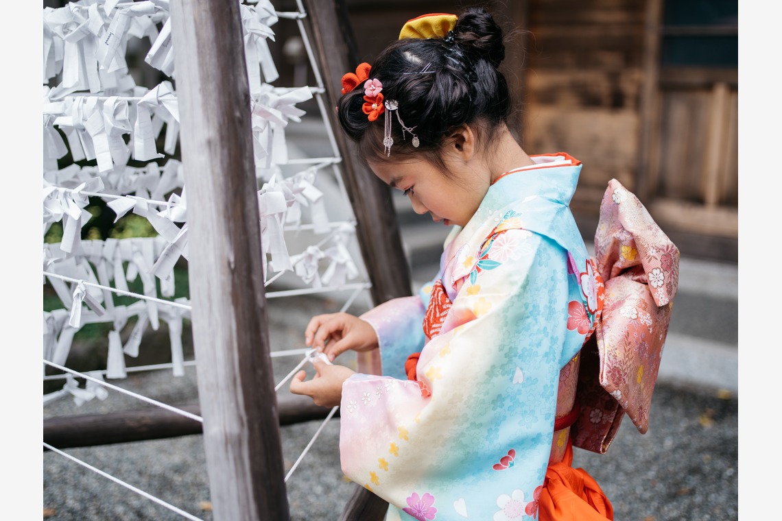 植村由理が出張撮影した家族写真(キッズ,ベビーフォト)などが写った「七五三　＠神明社　横浜」の家族写真