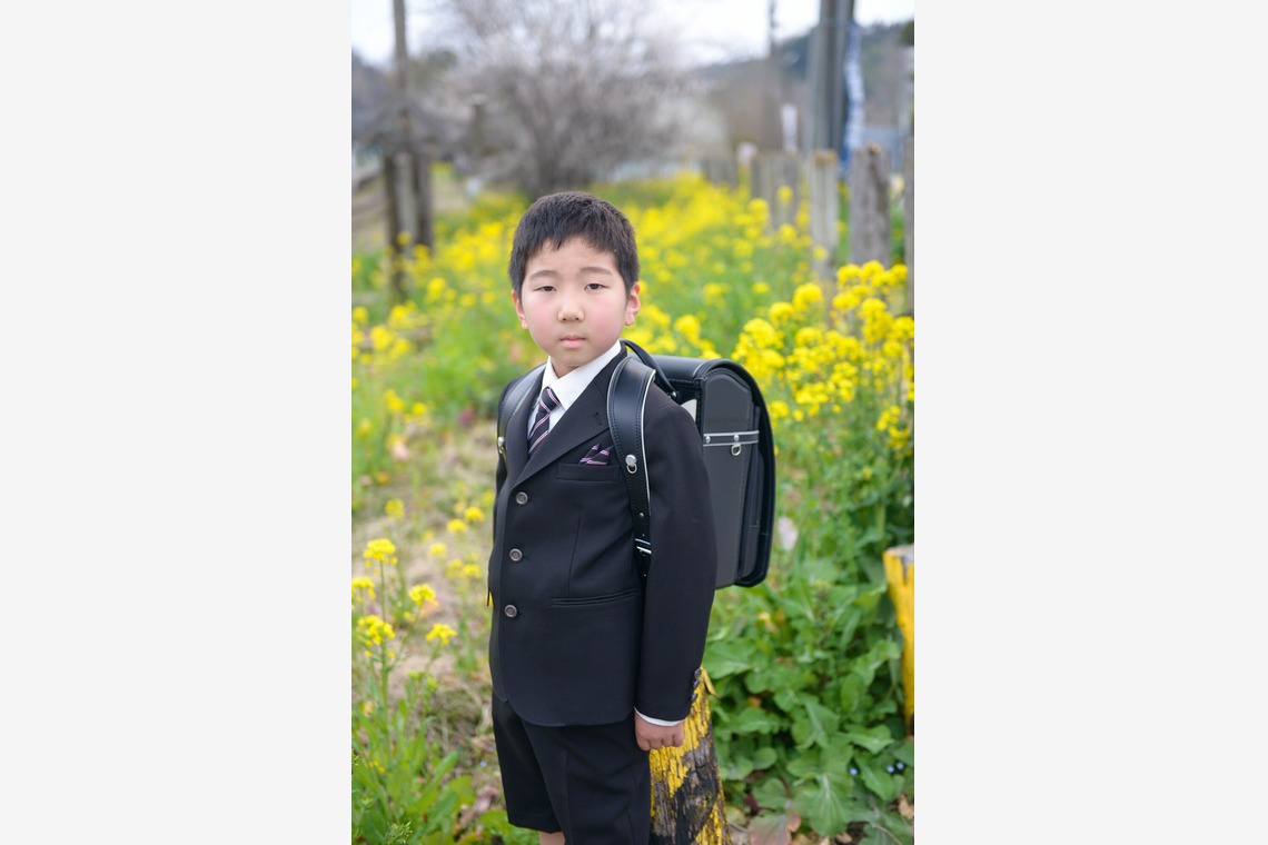 アラタンホヤガが撮影した写真のアルバム「一年生のお祝い」