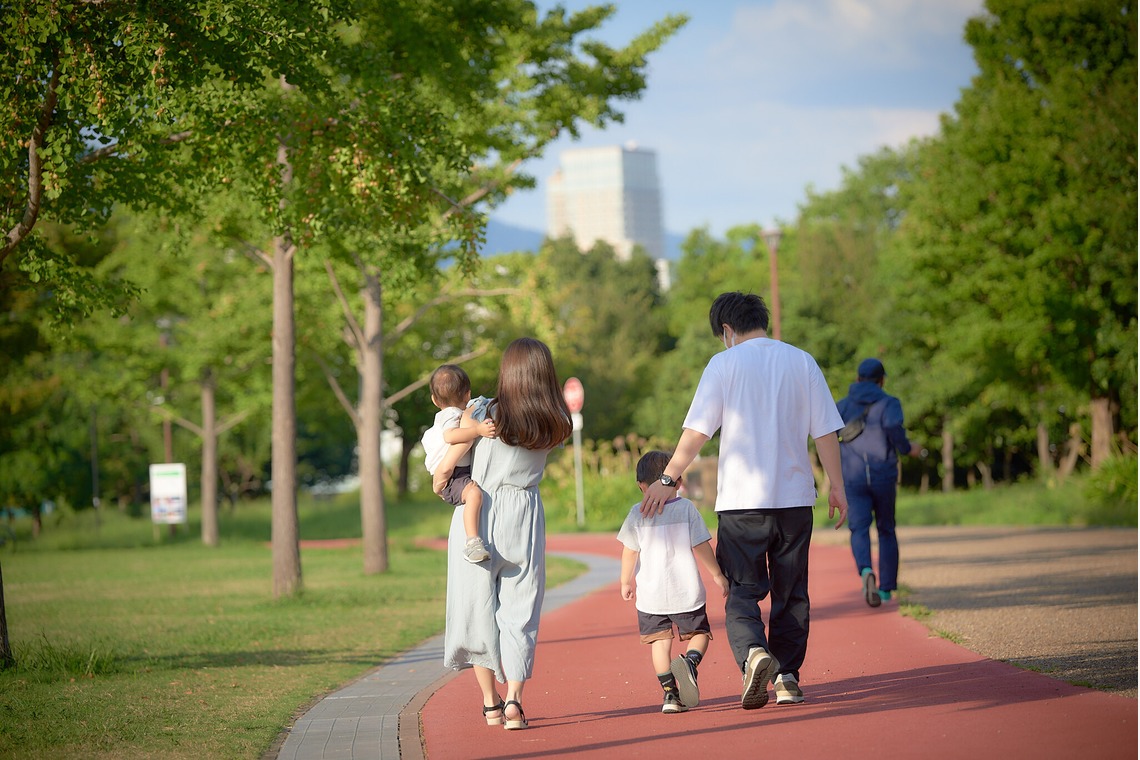 Earth Creative Productsが出張撮影した家族写真(キッズ,ベビーフォト)などが写った「ファミリー」の家族写真