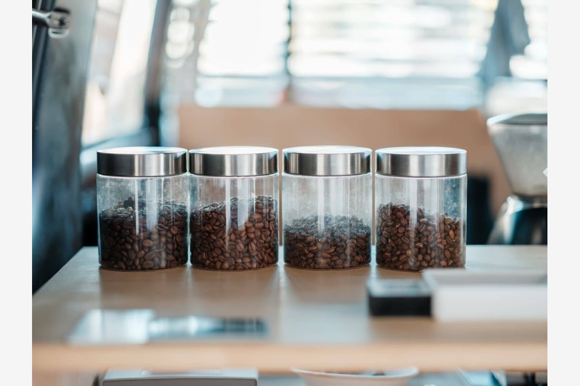 ワイヤリングが撮影した写真のアルバム「フード」