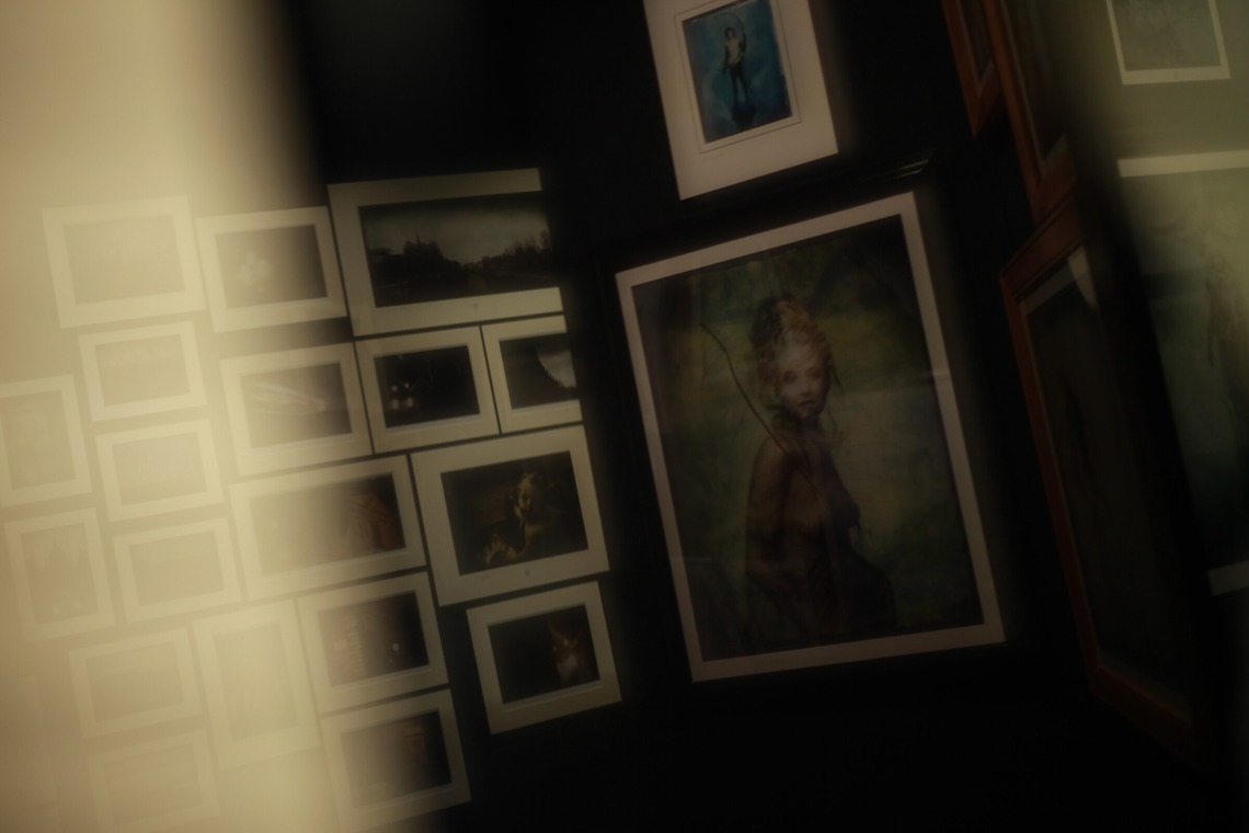 写真屋gonree　阿波根里恵が撮影した写真のアルバム「野波浩 作品展 「ELEMENTS」」