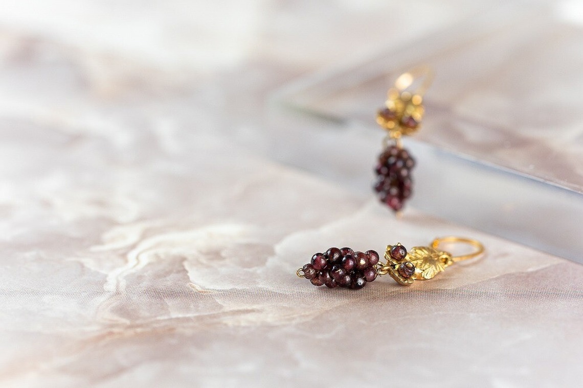 世登理恵が撮影した写真のアルバム「ジュエリー」