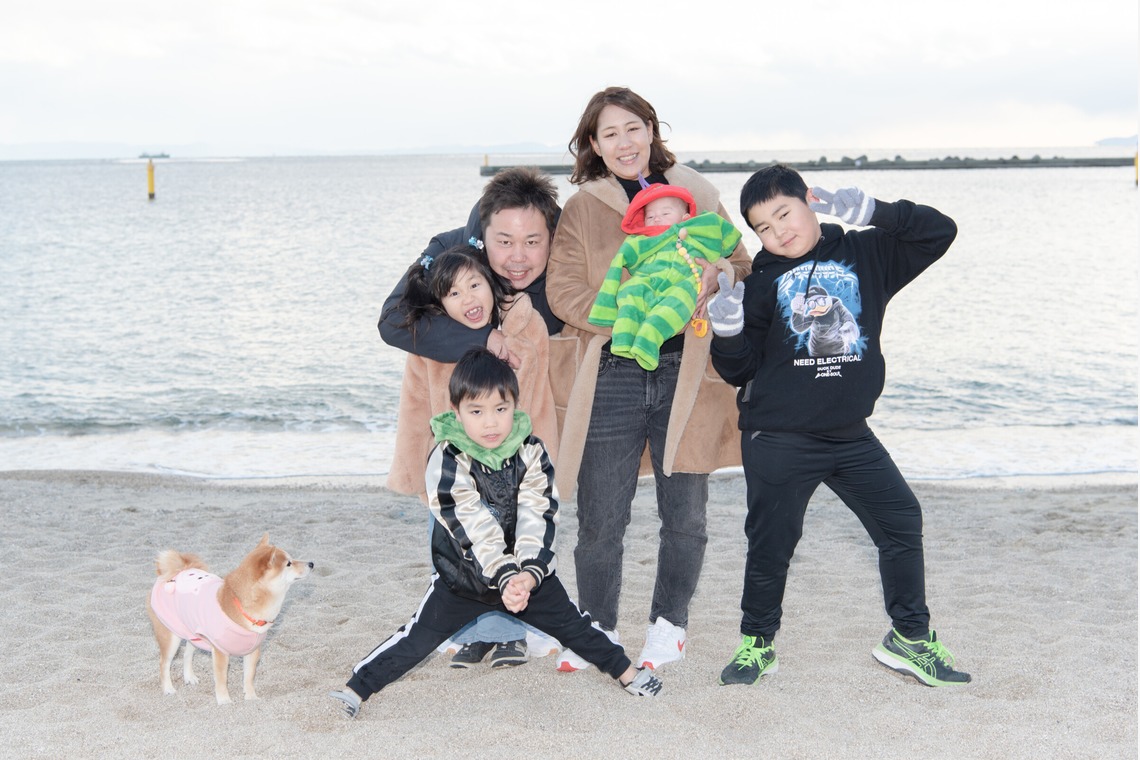 福永写真事務所が撮影した「家族写真（須磨海岸）」の写真