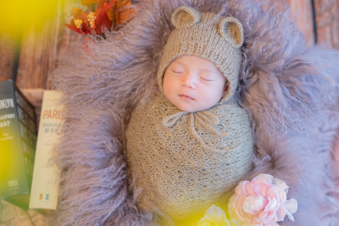 Emi Umedaが撮影した写真のアルバム「ニューボーン」