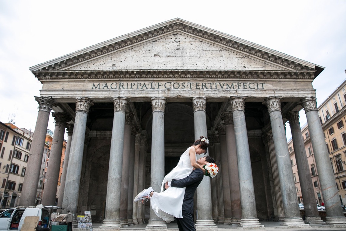 Kyoko Ide Photographyが撮影した写真のアルバム「ローマフォトウェディング- スペイン広場、トレビの泉、パンテオン、ナボーナ広場」