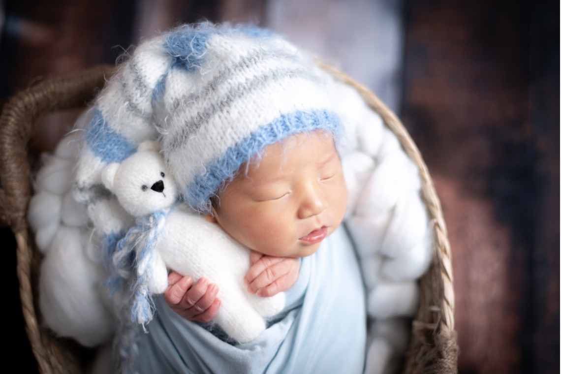 サキヤマ リエが撮影した「ブルー系・しろくまのぬいぐるみ・男の子のニューボーンフォト 」の写真