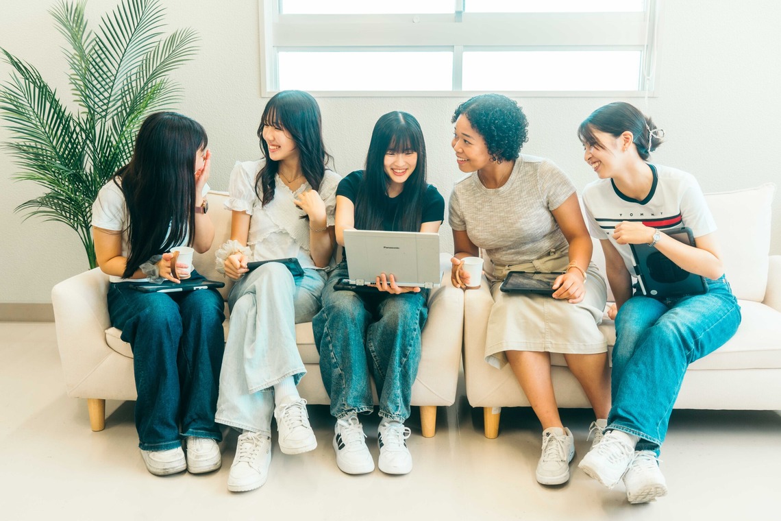 桜庭ゆいが撮影した写真のアルバム「ビジネスポートレート、ポートレート」