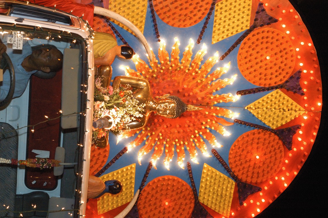 梶田　誠が撮影した「スリランカ　ペラヘラ祭り」の写真