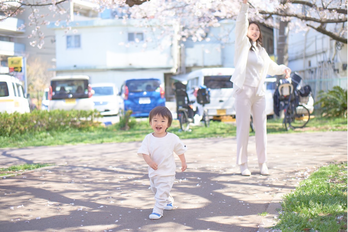 Earth Creative Productsが出張撮影した家族写真(キッズ,ベビーフォト)などが写った「ファミリー」の家族写真