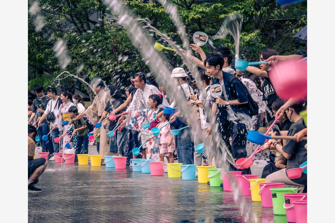 ハイナ　マテウスが撮影した写真のアルバム「花火大会祭り」