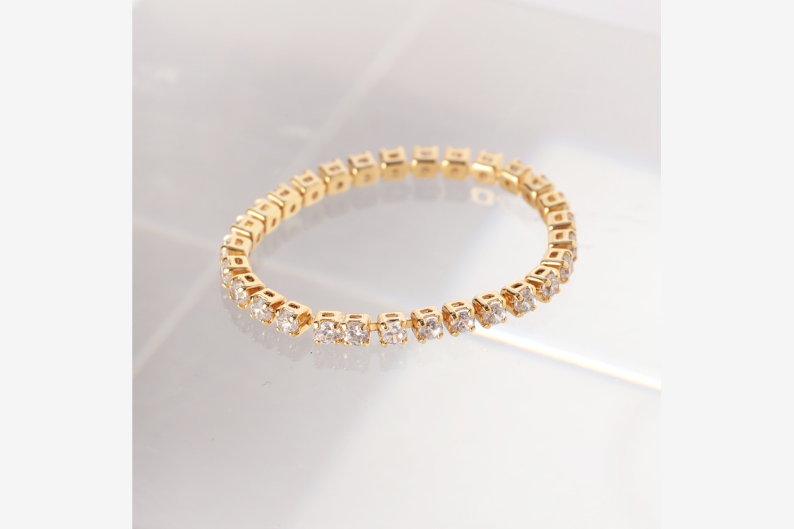 大野　恵敏が撮影した「商品撮影（アパレル ）」の写真