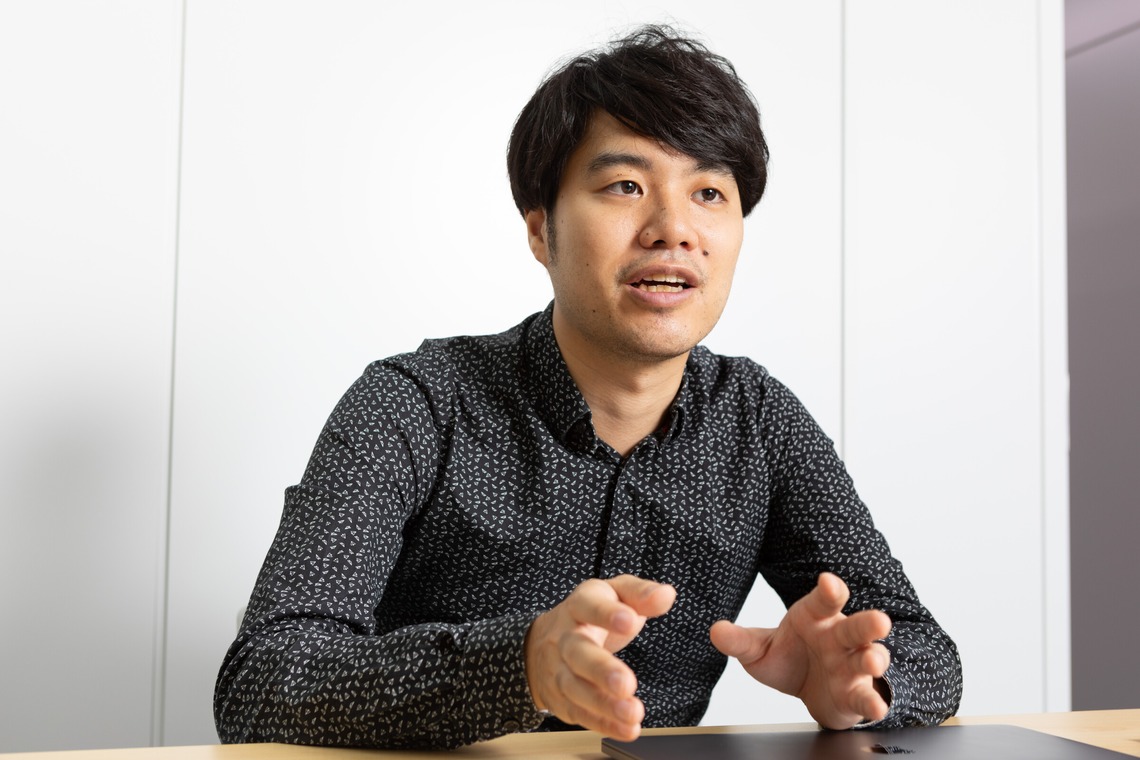 田中真光写真事務所が撮影した「取材、インタビューカット」の写真