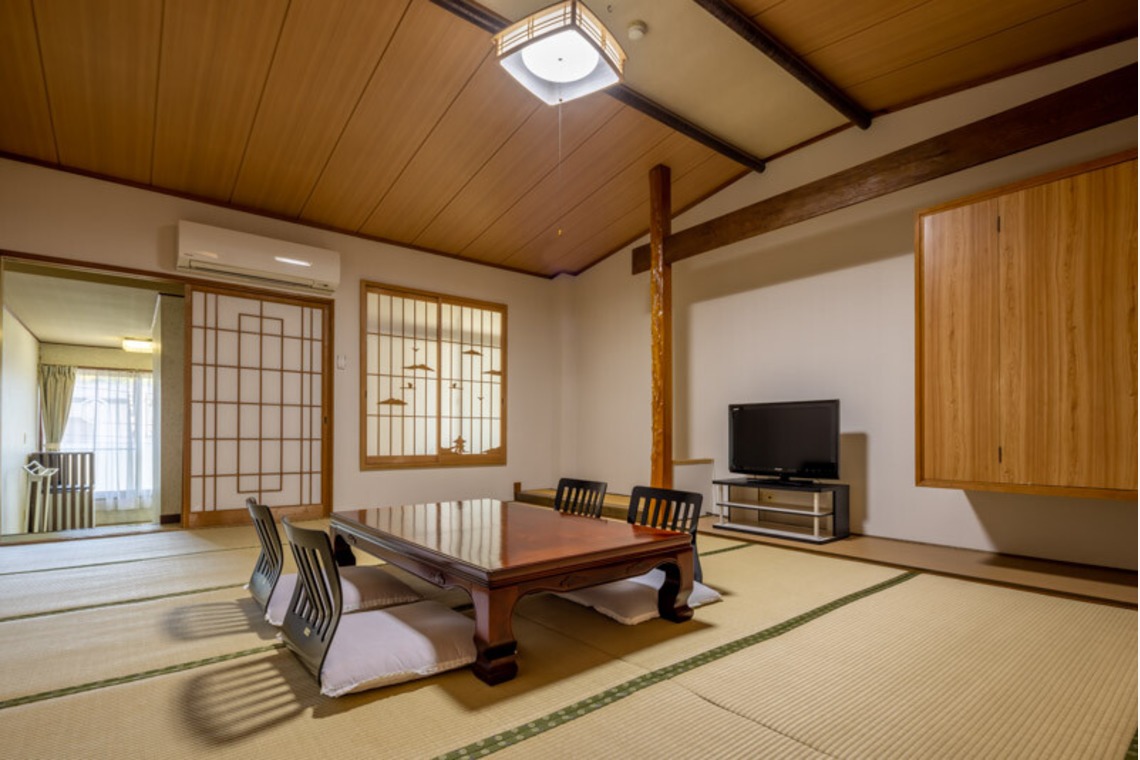 富岡敦が撮影した「旅館撮影　館内と料理写真」の写真