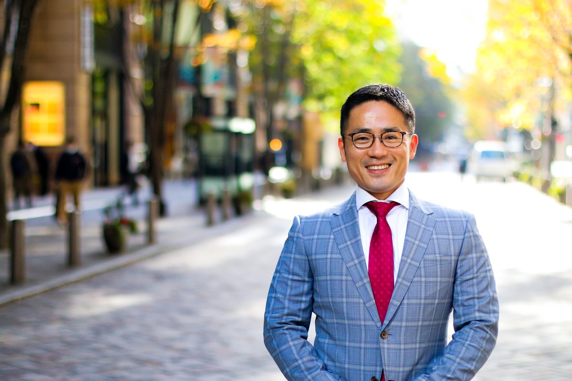 山下哲矢が撮影した「ビジネスポートレート」の写真