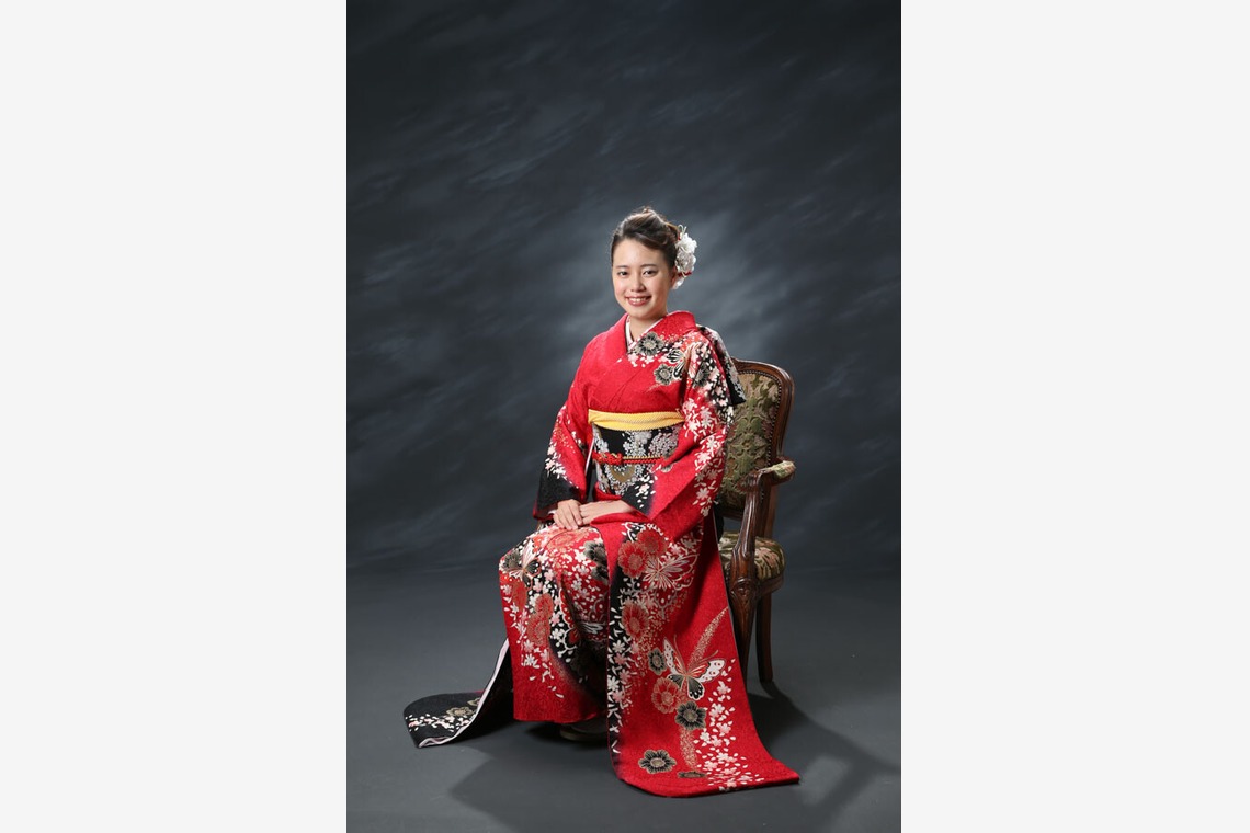 株式会社 Whisperが出張撮影した家族写真(キッズ,ベビーフォト)などが写った「成人式」の家族写真