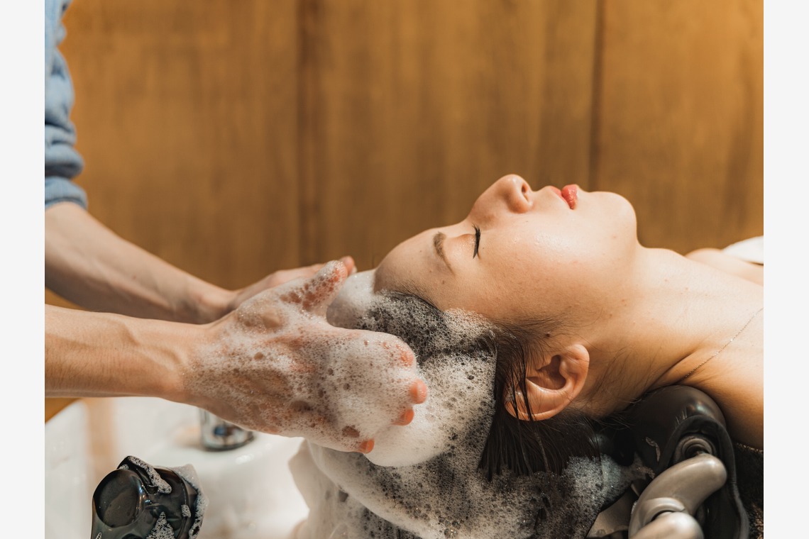 JJ&Co.が撮影した「福岡県　美容室　外観・内装、スタッフプロフィール撮影」の写真