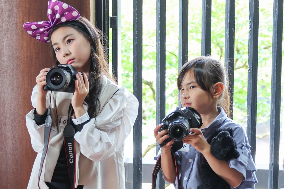 ちずカメラが撮影した「写真家　橘田龍馬さんの子供写真教室の様子」の写真