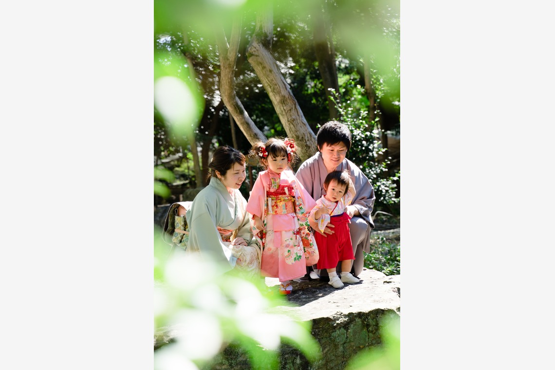 富岡 そよぎが撮影した「庭園での七五三撮影」の写真