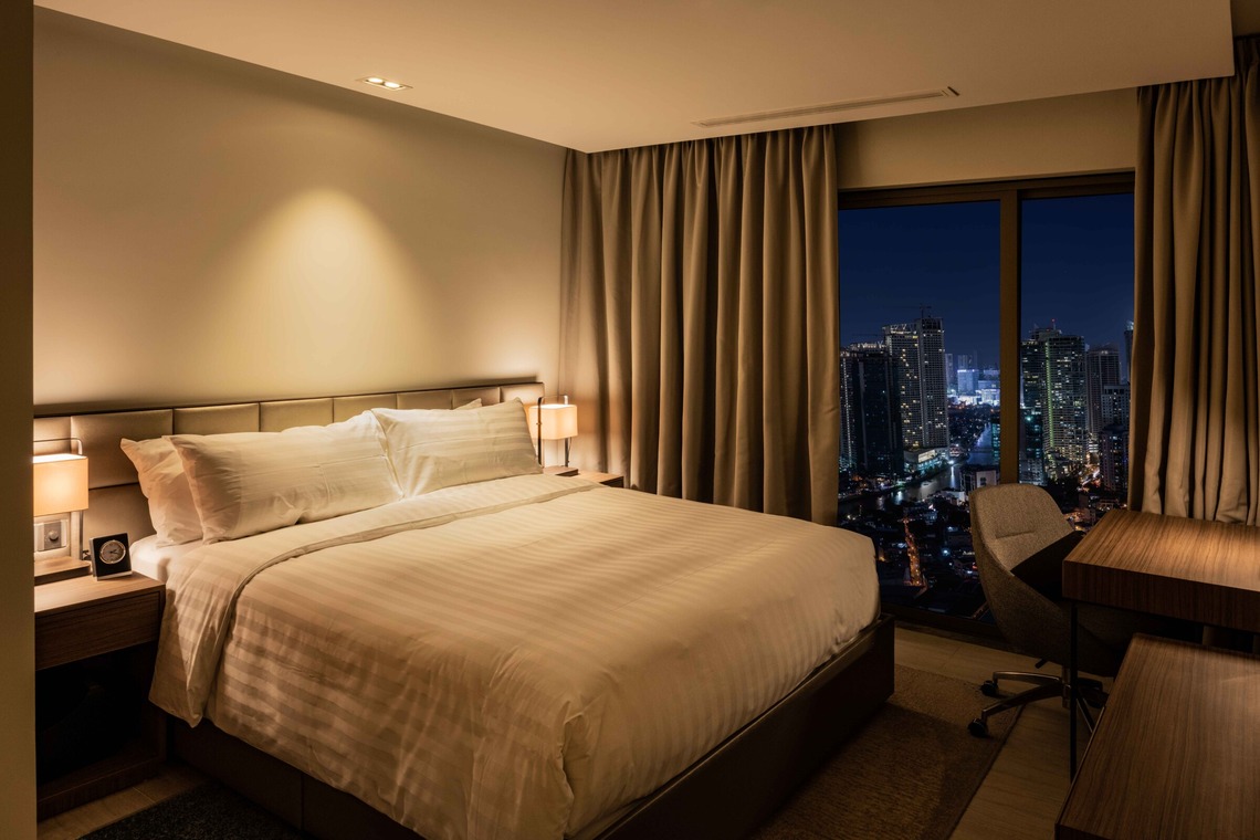 山畑俊樹が撮影した写真のアルバム「ホテル」