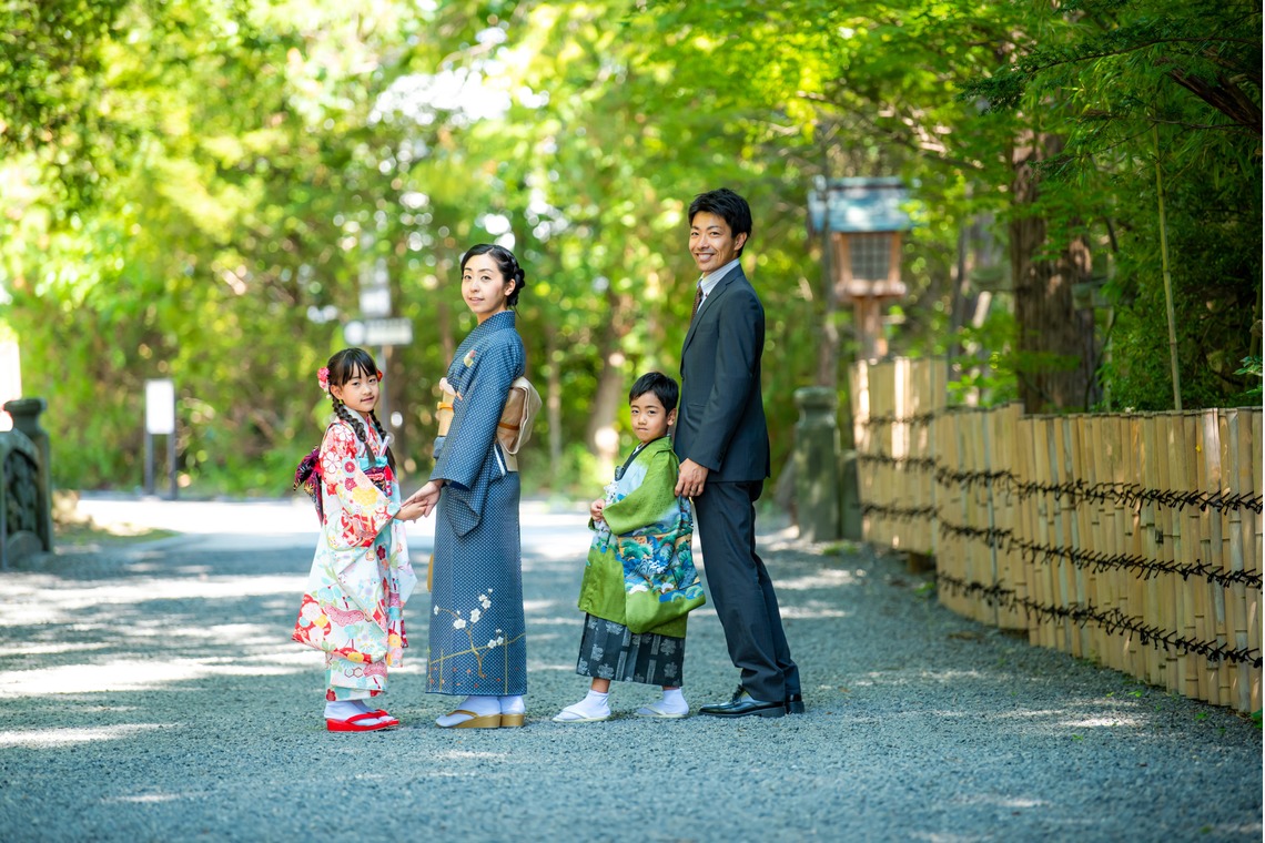 ぽらりすフォトワークスが出張撮影した家族写真(キッズ,ベビーフォト)などが写った「七五三撮影」の家族写真