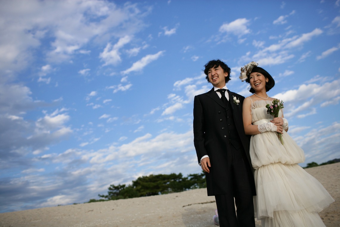 ウエディングラウンジが撮影した写真のアルバム「ビーチフォトウェディング」